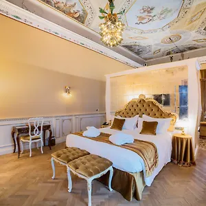 Отель Nani Mocenigo Palace